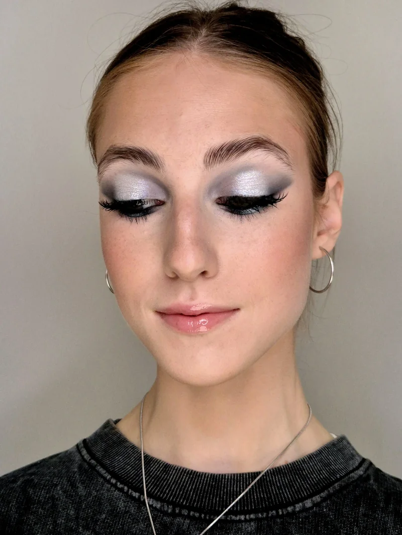 Makijaż sylwestrowy - elegancki makijaż na wieczorne wyjście